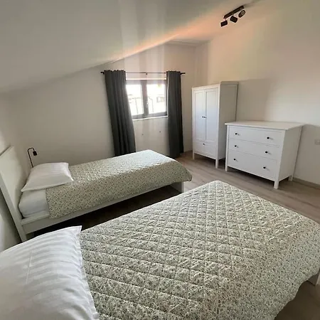 Letizia Appartement *